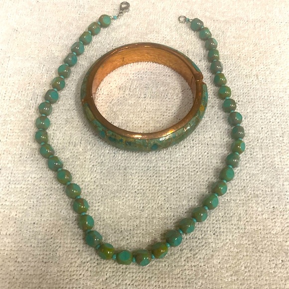 Turquoise Jewelry - Turquoise Bracelet & Necklace